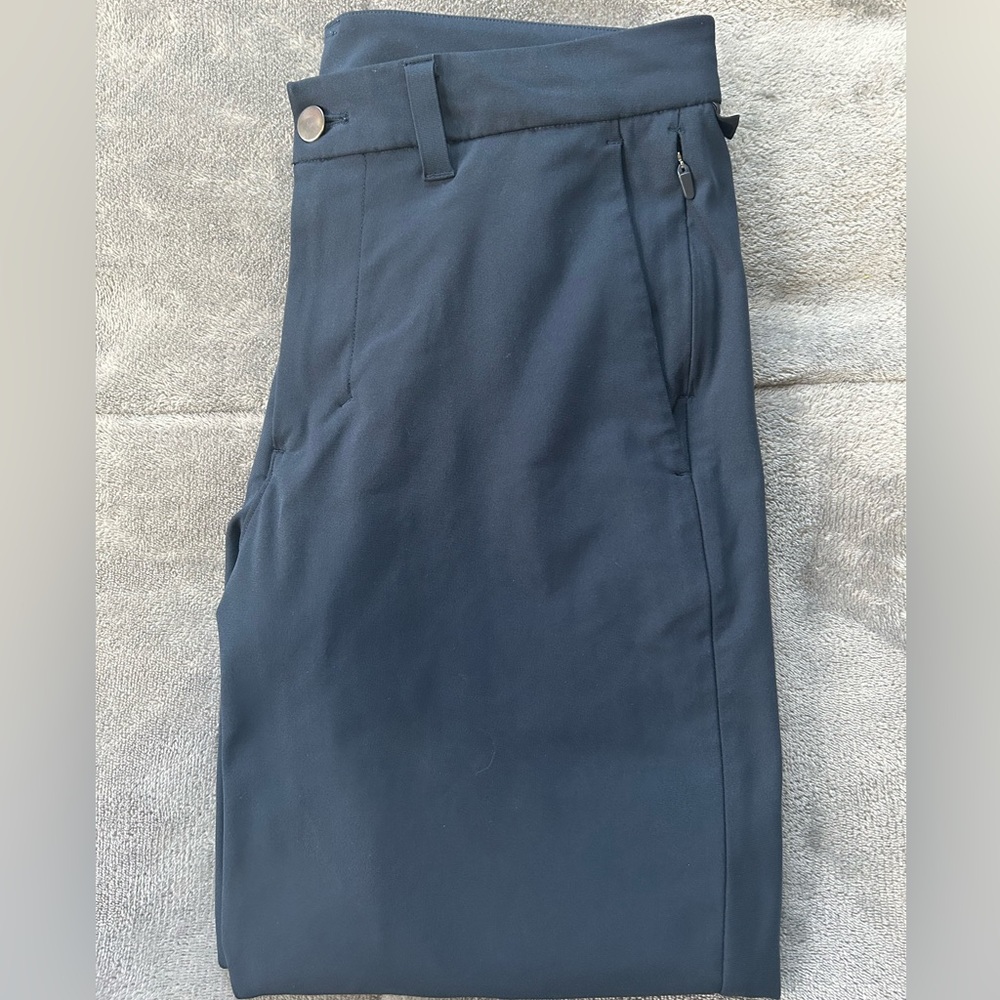 Lululemon Commission Slim-Fit Pant 30"
Warpstreme